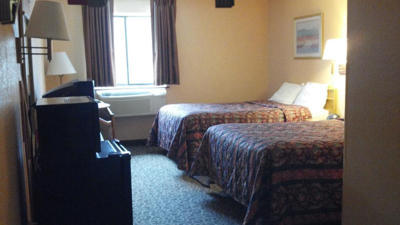 Econo Lodge Utica Buitenkant foto